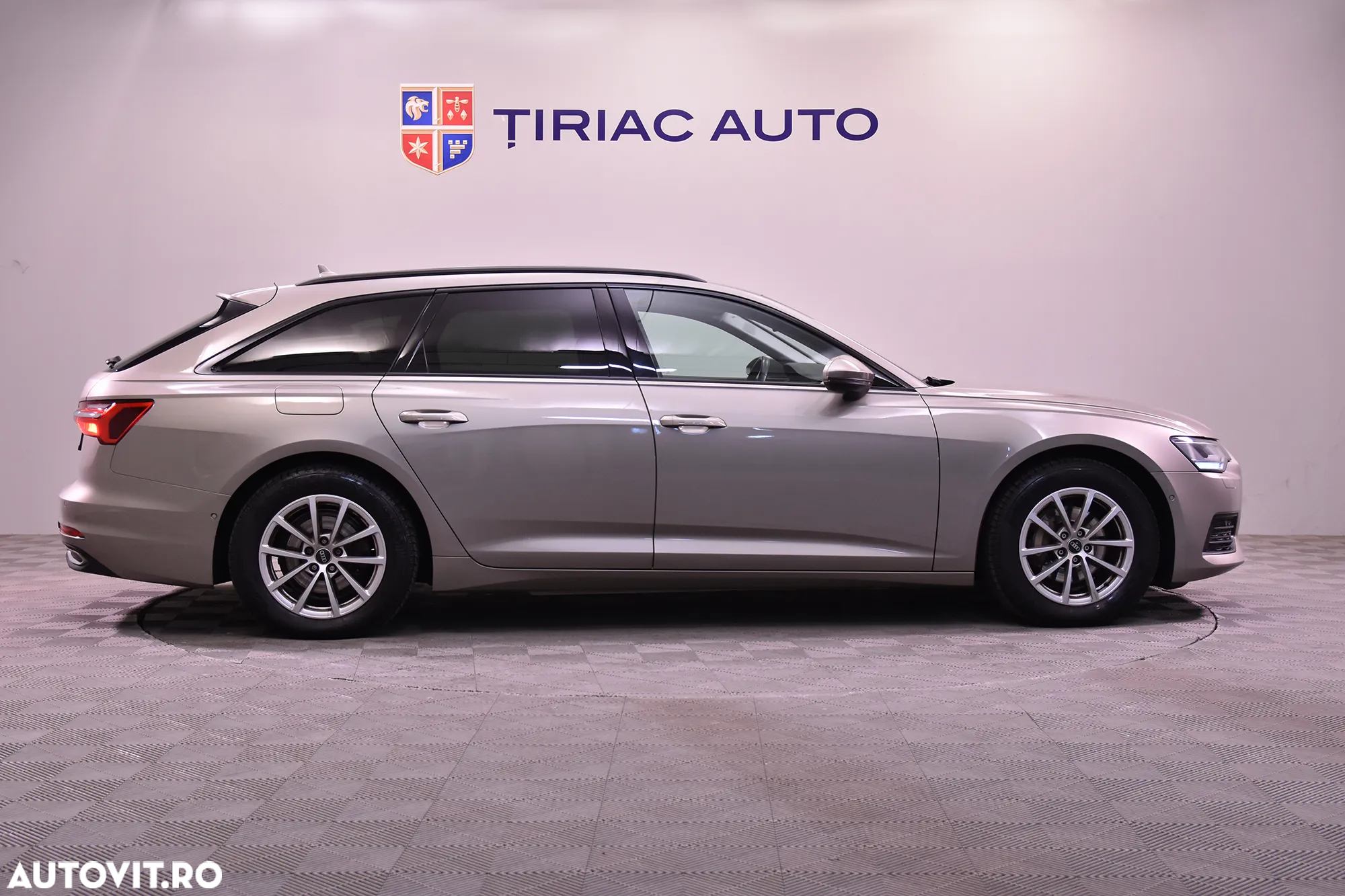 Audi A6 - 6