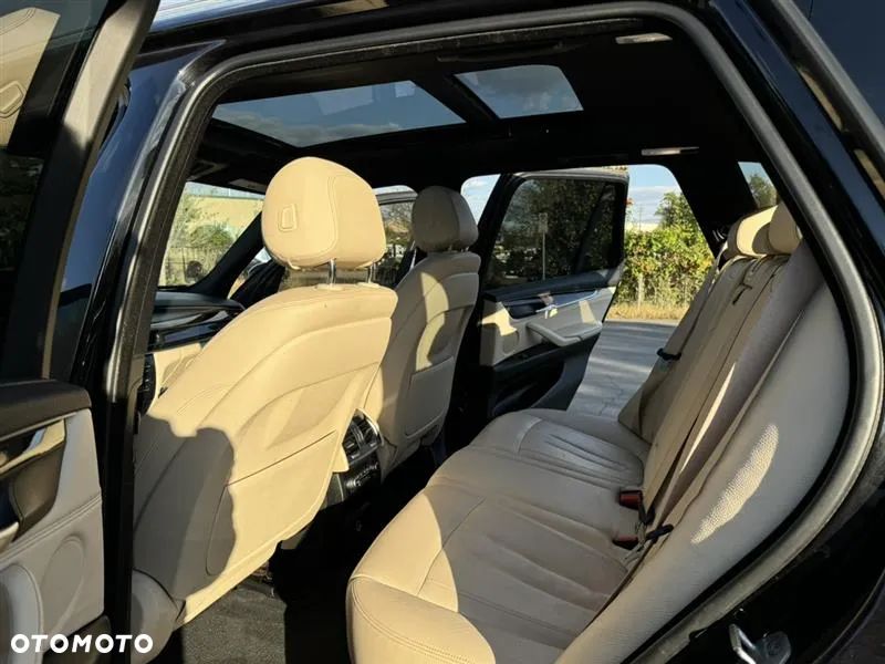 BMW X5 xDrive35i - 19