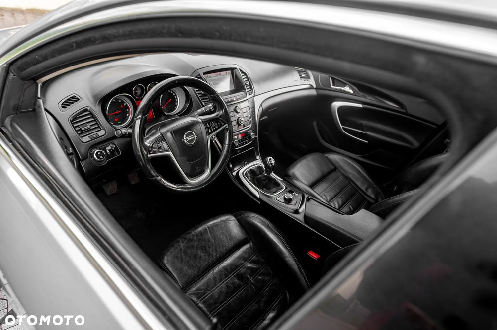 Opel Insignia - 17
