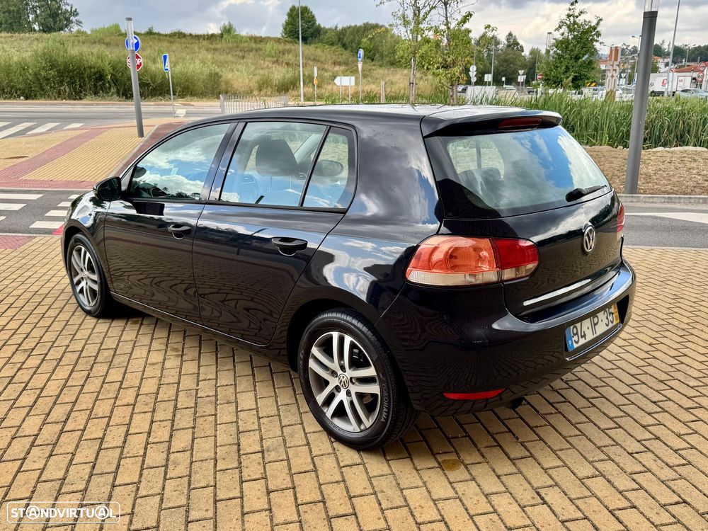 VW Golf 1.6 TDi Confortline - 9