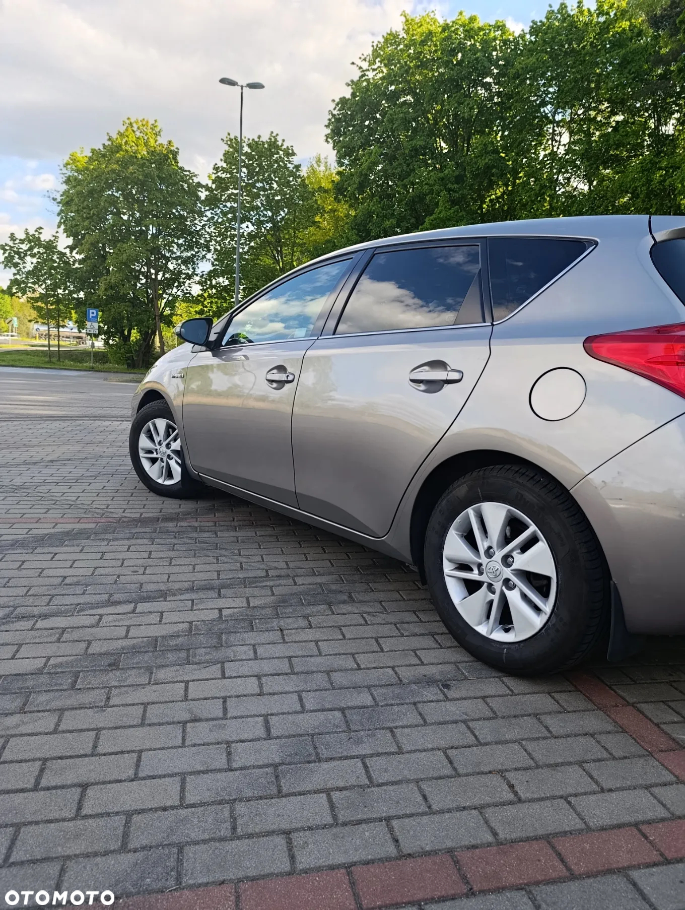 Toyota Auris Hybrid 135 Prestige - 15