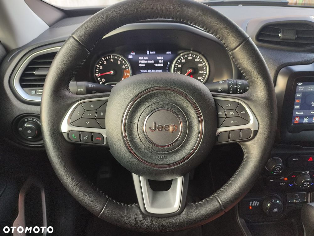 Jeep Renegade - 15