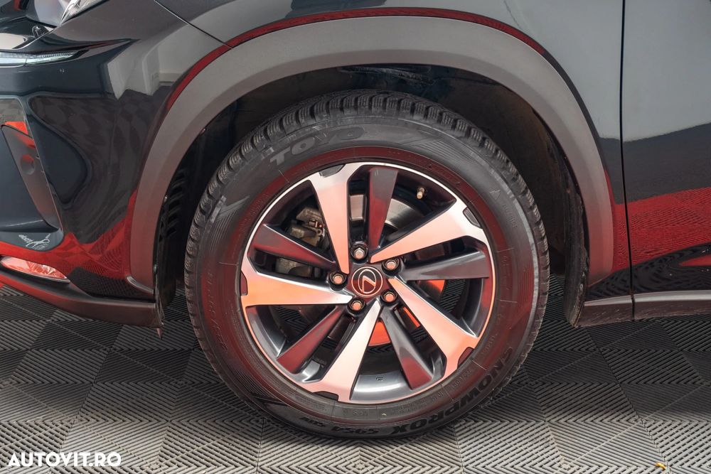 Lexus Seria NX 300h AWD Luxury - 22