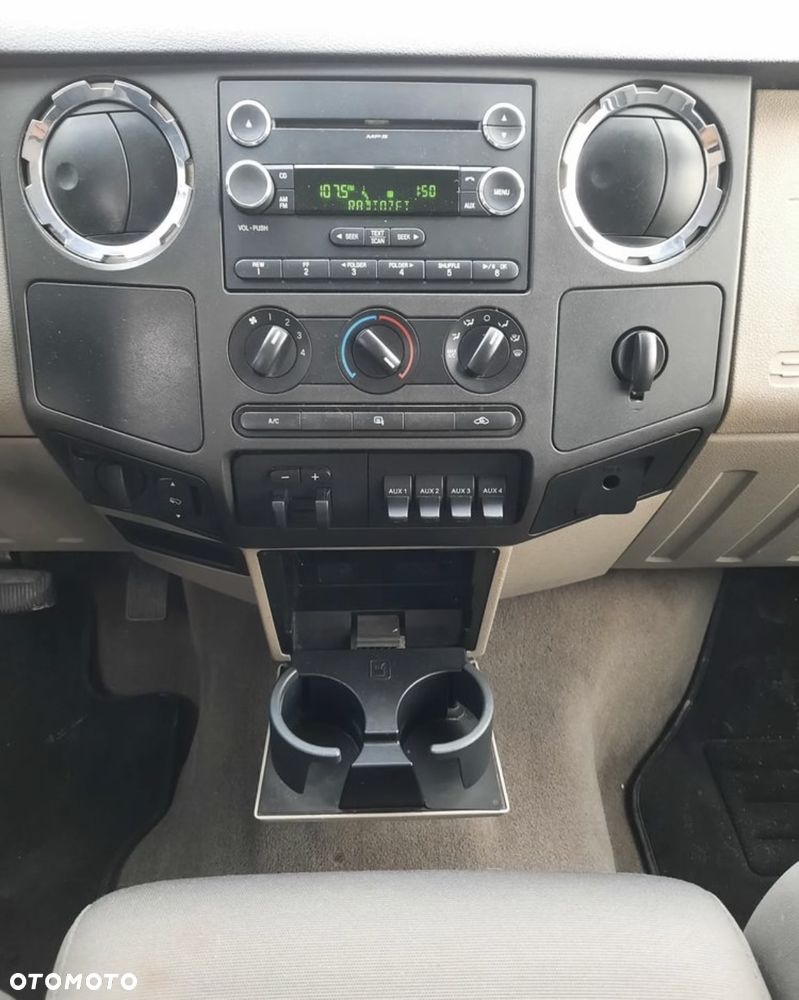 Ford F250 - 8