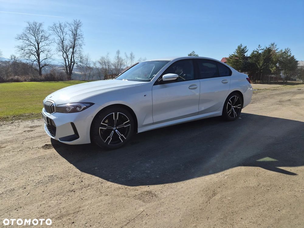 BMW Seria 3 320d xDrive mHEV - 2