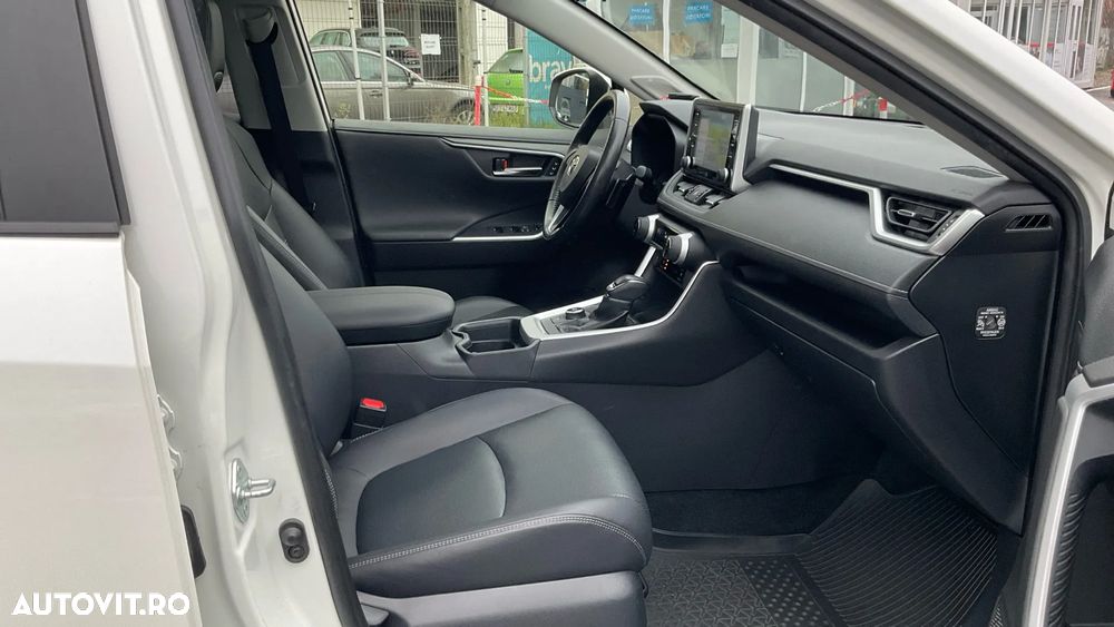 Toyota RAV4 2.5 Hybrid VVT-iE 4x4 Luxury Premium - 39