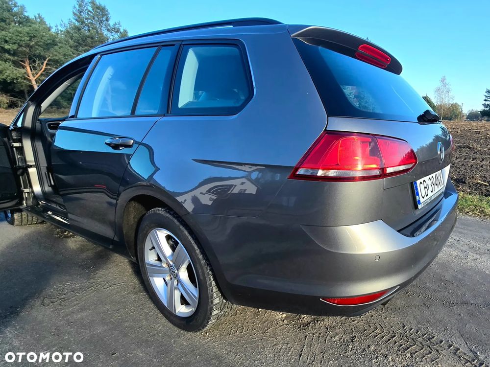 Volkswagen Golf - 11
