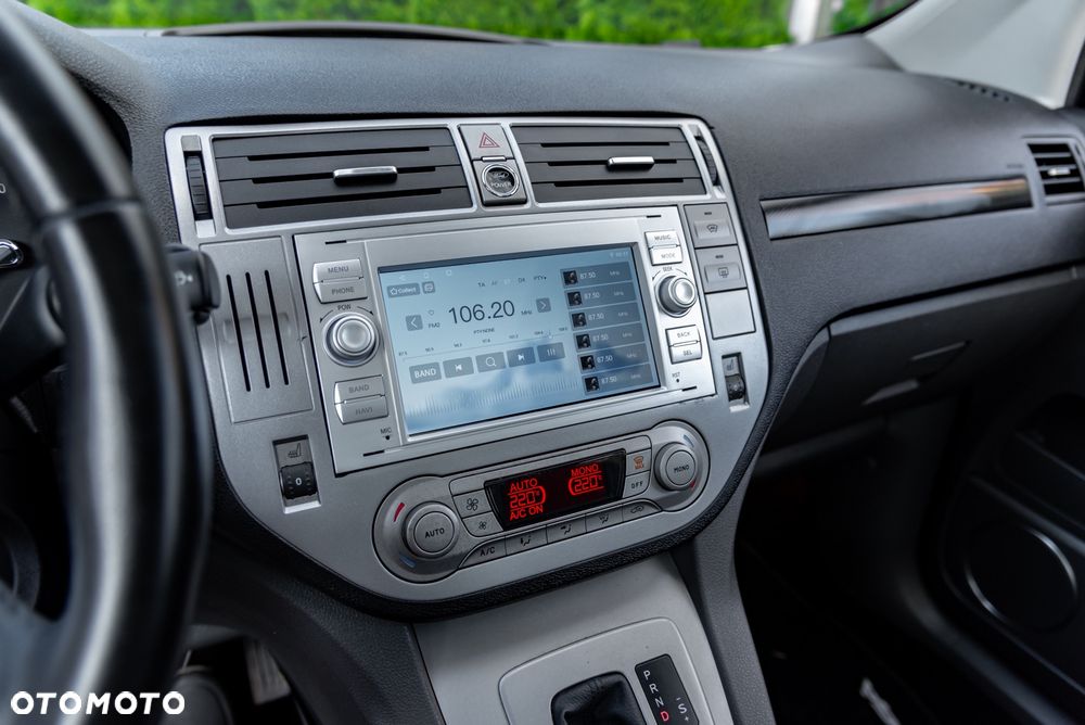 Ford Kuga 2.5 4x4 Trend - 34