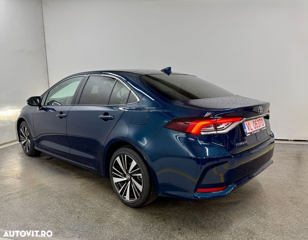 Toyota Corolla 1.8 HEV Dynamic - 17