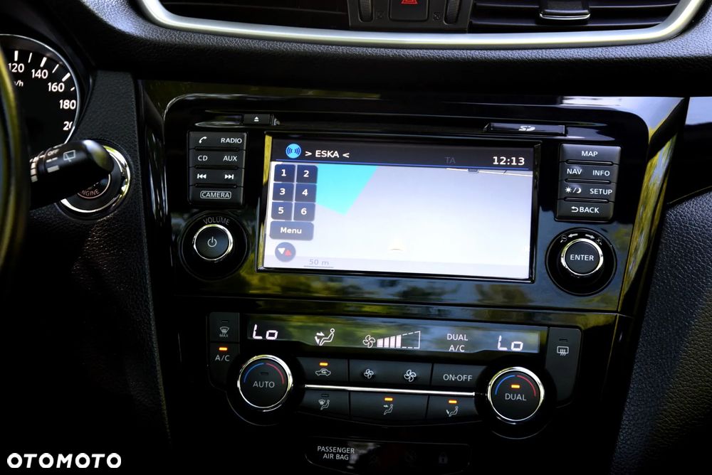 Nissan Qashqai 1.6 DIG-T N-Connecta - 22