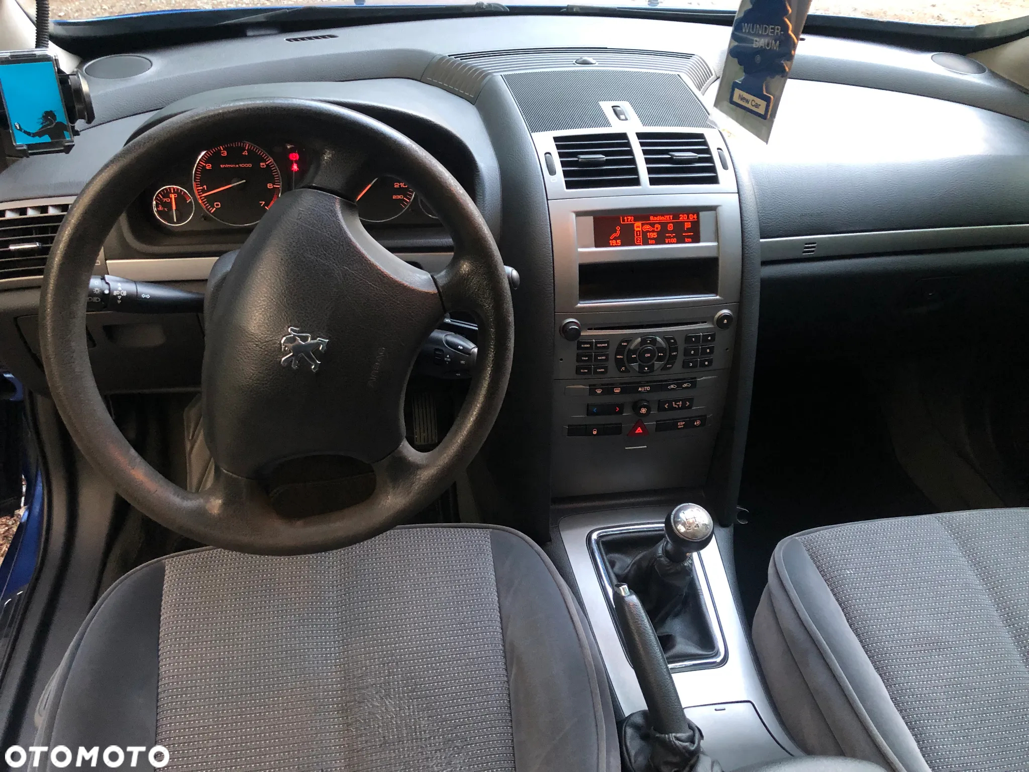 Peugeot 407 - 28