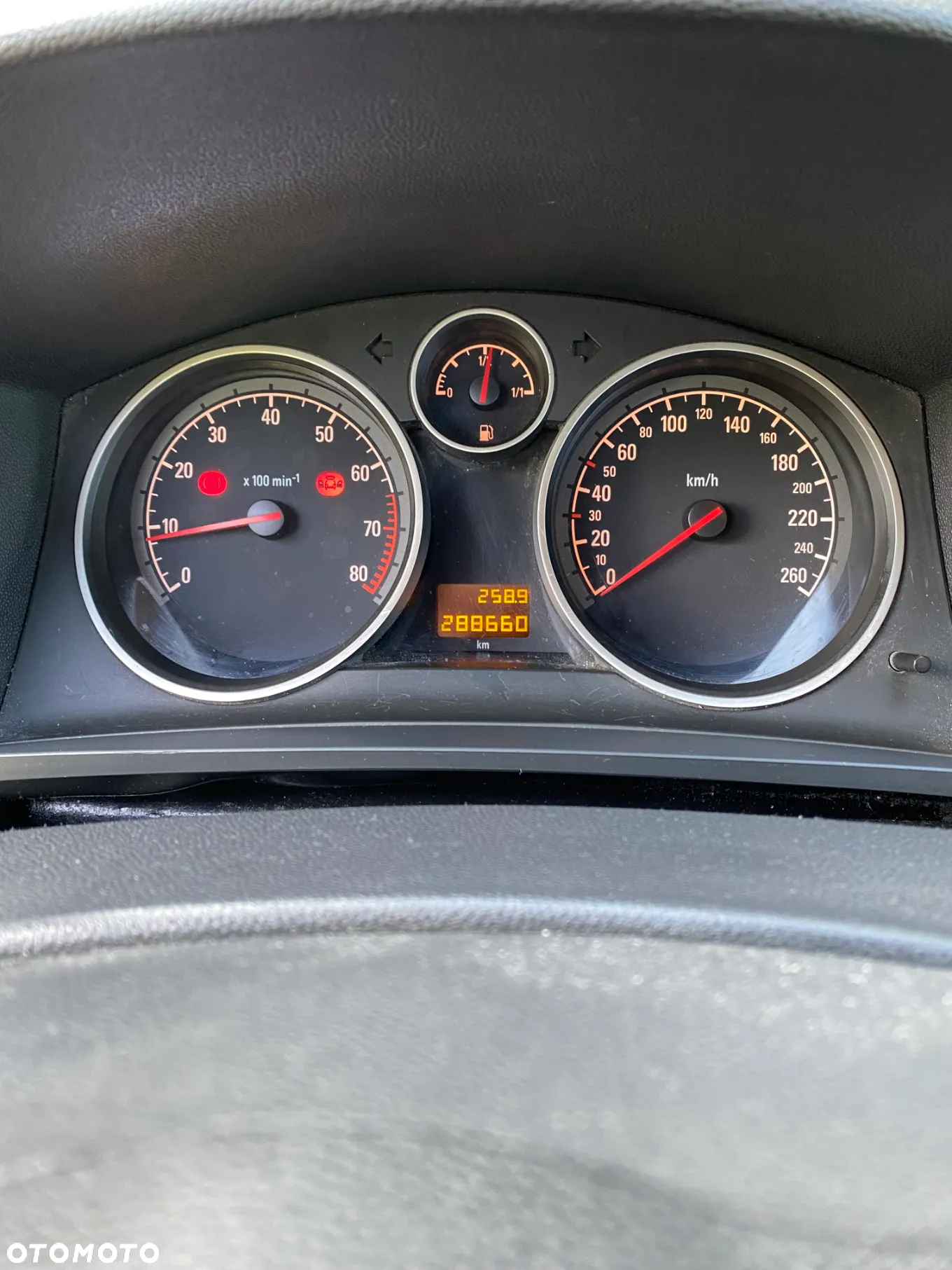 Opel Zafira 1.8 Cosmo - 27