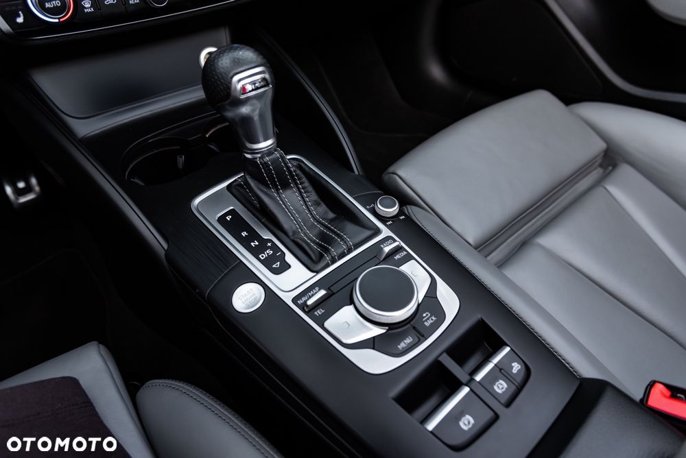 Audi A3 Cabrio 40 TFSI quattro S tronic sport - 31
