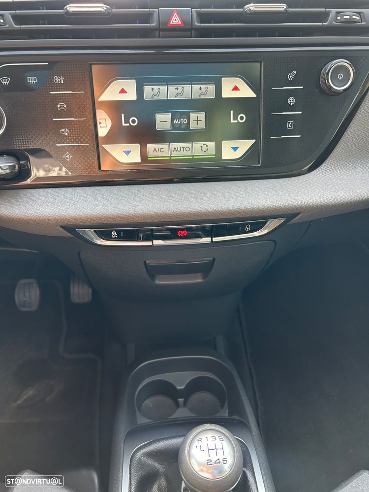 Citroën C4 Picasso 1.2 PureTech Intensive — fotografia 6