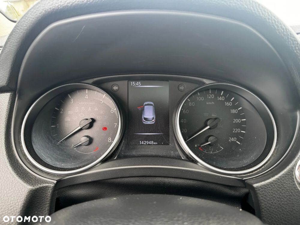 Nissan Qashqai 1.2 DIG-T N-Connecta EU6 - 10