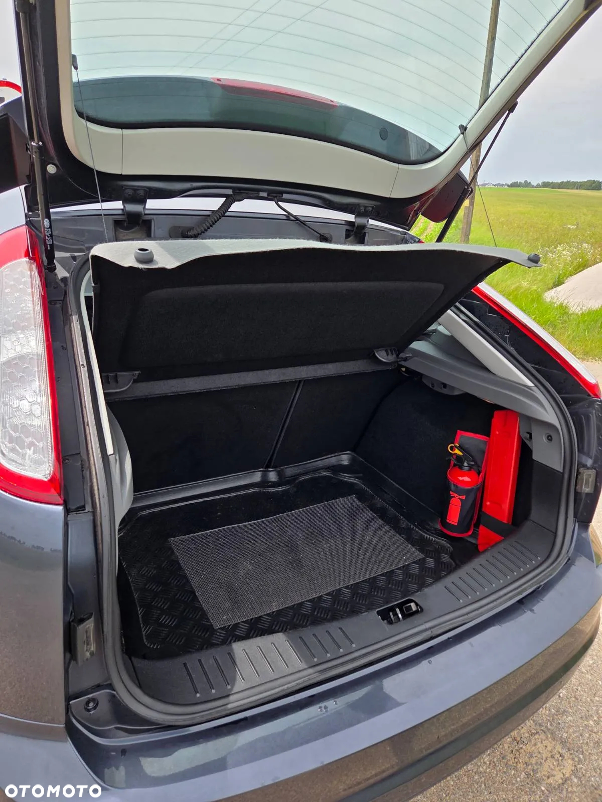 Ford Focus - 8