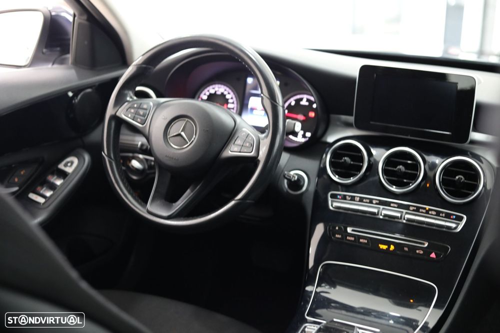 Mercedes-Benz C 200 d Avantgarde Aut. - 24