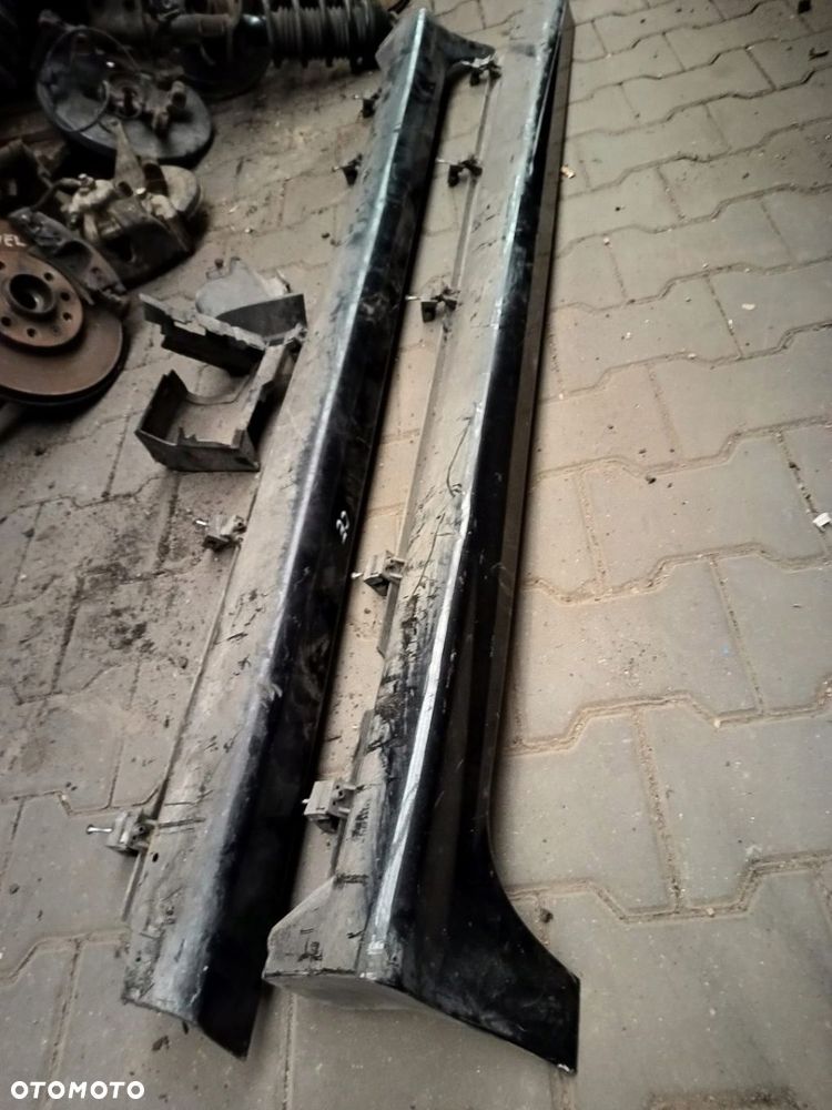 OPEL CORSA E 5D LISTWY PROGOWE OPC NAKŁADKI LEWA PRAWA - 1