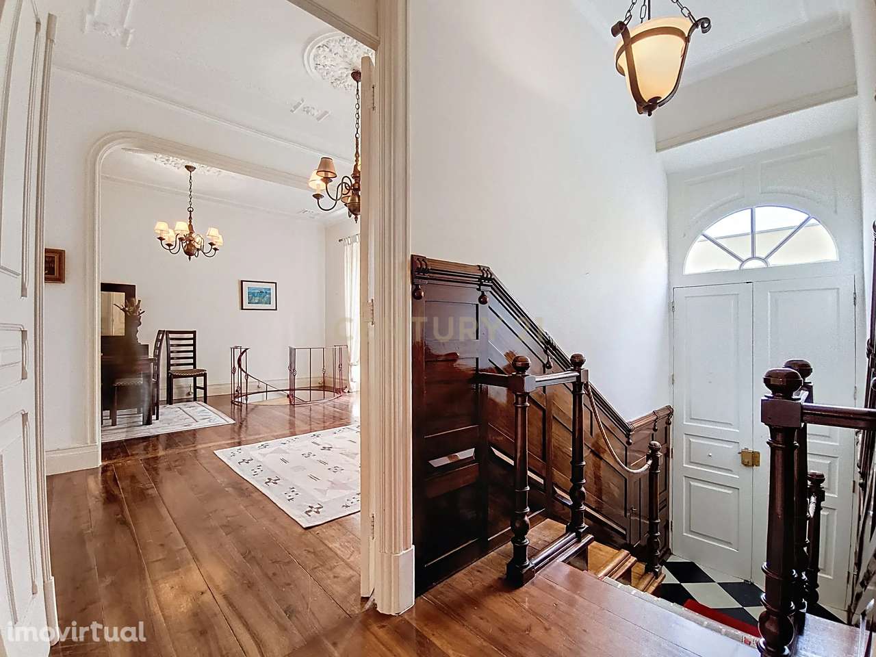 Encantadora Moradia T3 com Jardim em Ponta Delgada - Grande imagem: 3/42