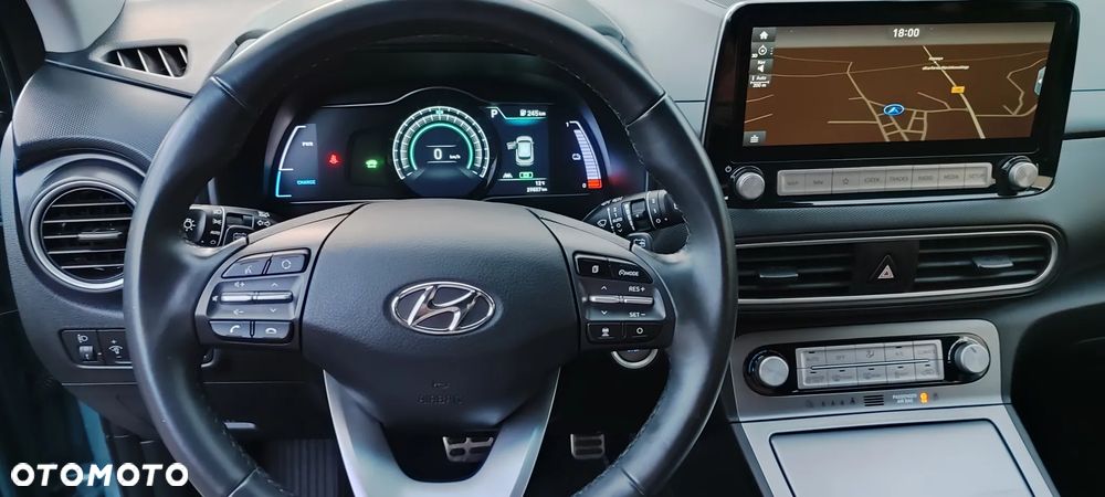 Hyundai Kona 39kWh Executive - 16