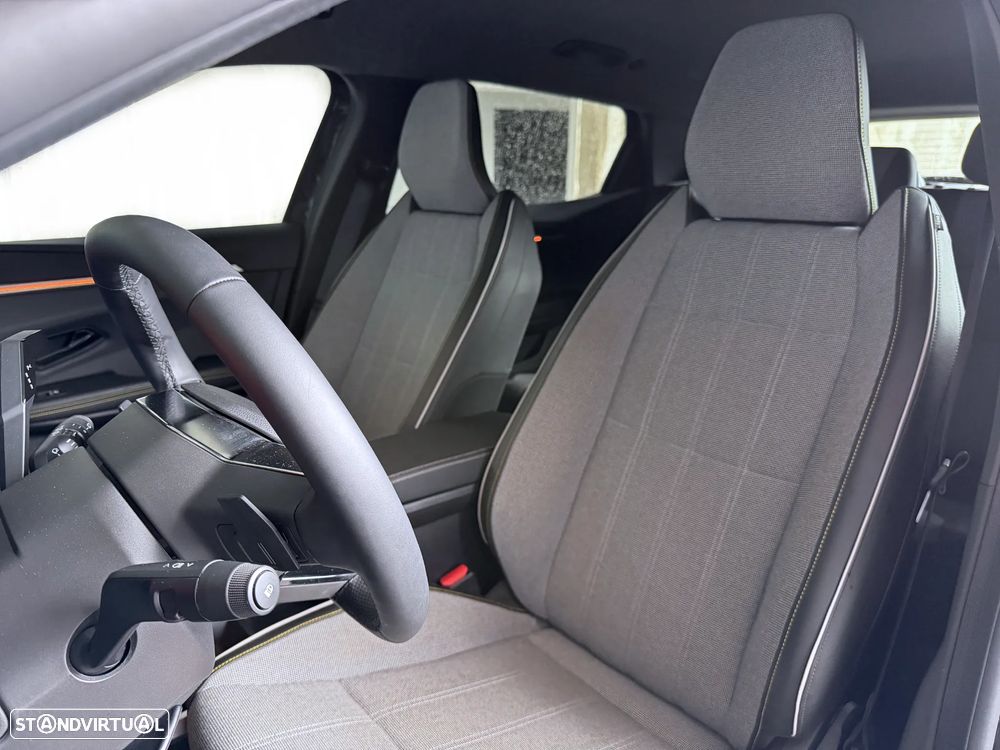 Renault Scénic E-Tech 220 Long Range Techno - 19