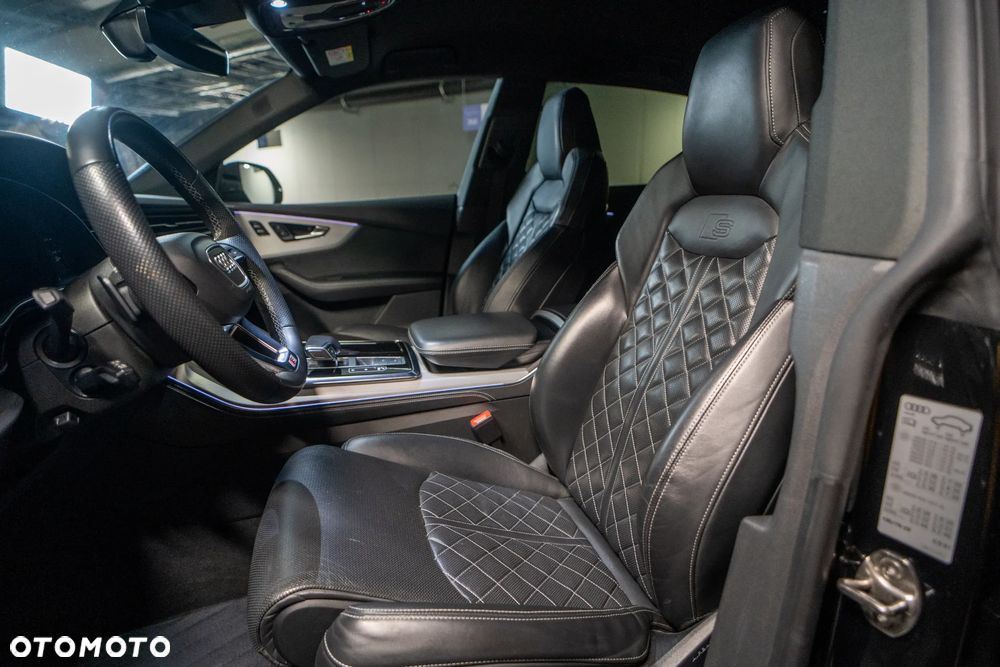 Audi Q8 55 TFSI mHEV Quattro Tiptronic - 17