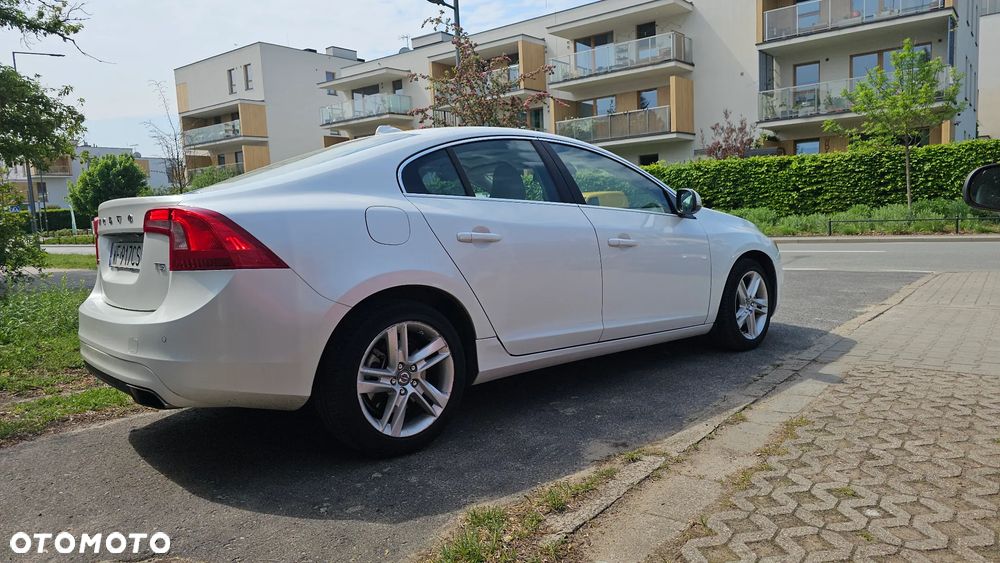 Volvo S60 T5 Geartronic - 4