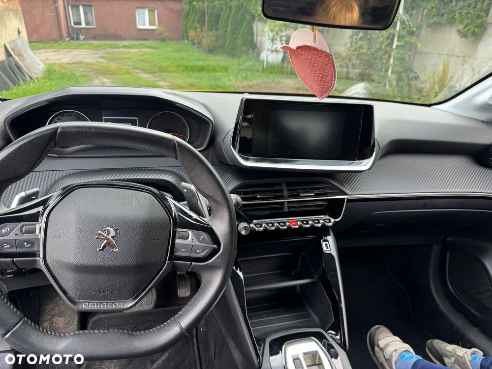 Peugeot 208 1.2 mHEV Style e-DCS6 - 13