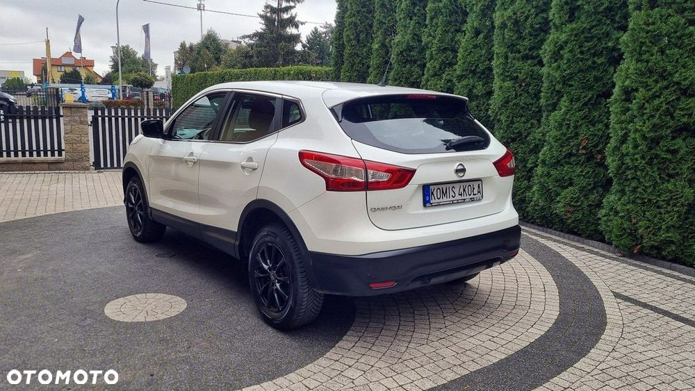 Nissan Qashqai - 4