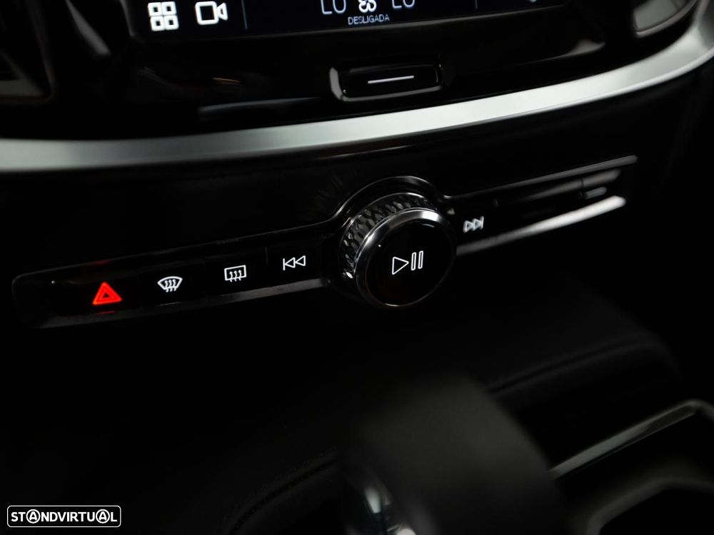 Volvo V60 2.0 T6 AWD TE Core - 16