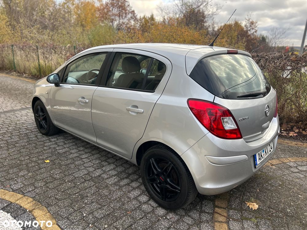 Opel Corsa 1.2 16V Color Edition - 8