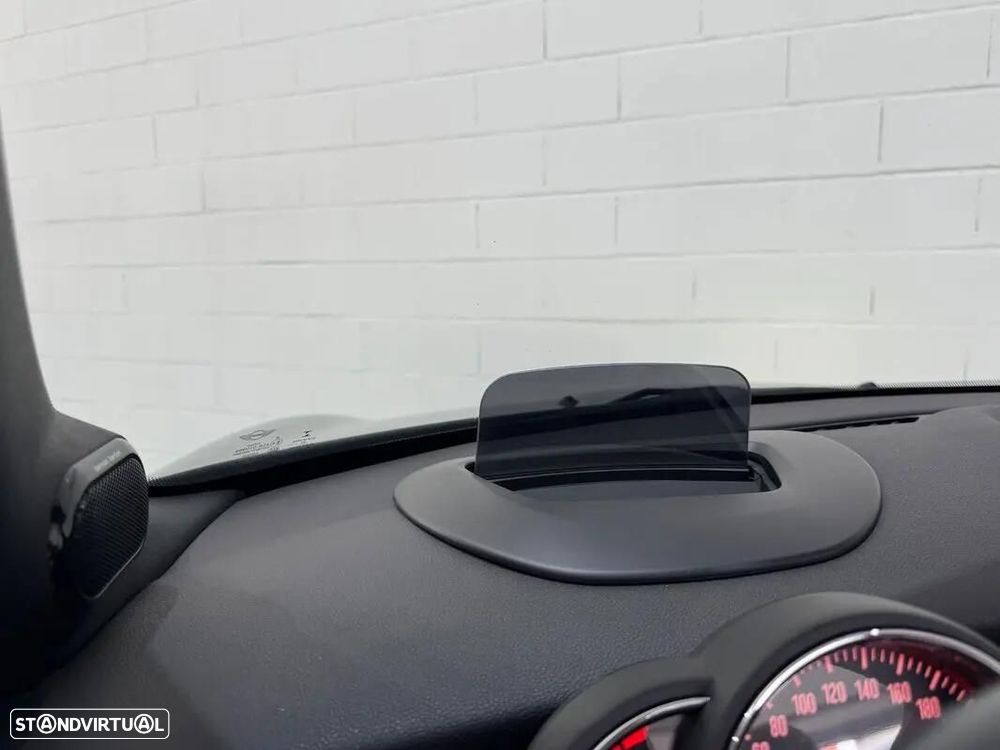 MINI Cabrio - 33