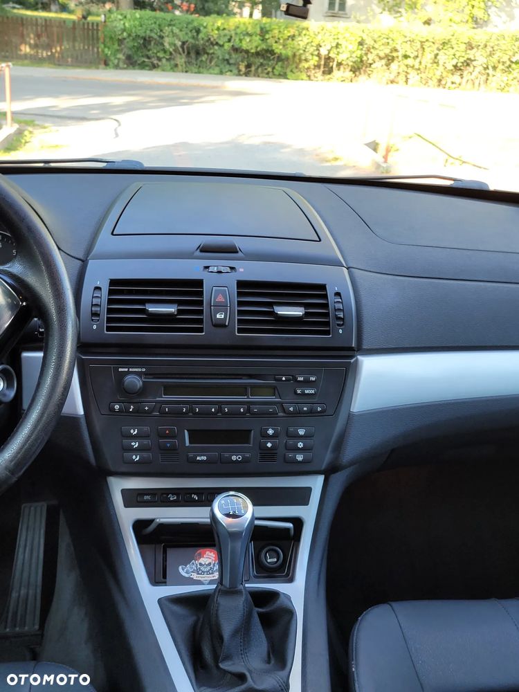 BMW X3 2.0i - 12
