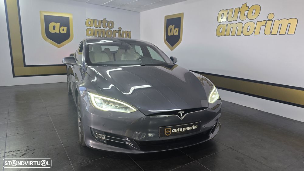 Tesla Model S Long Range - 7