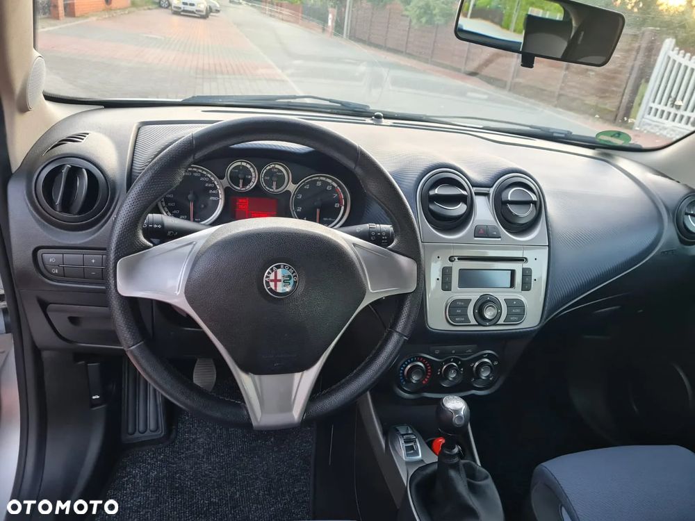 Alfa Romeo Mito - 10