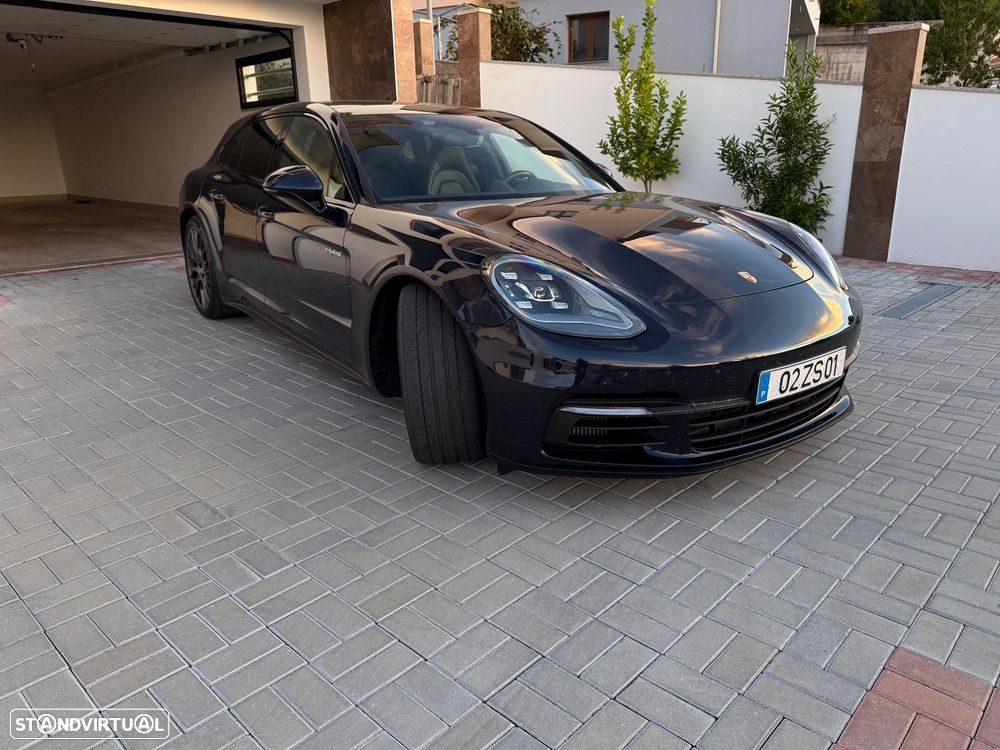 Porsche Panamera Sport Turismo - 4