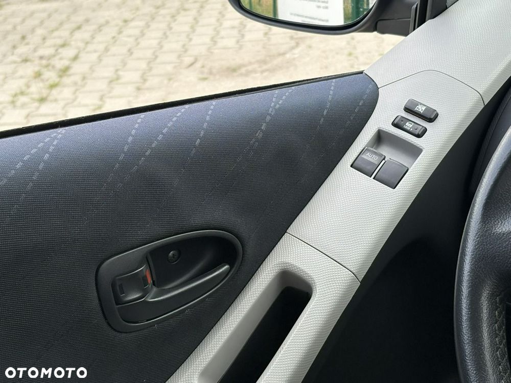 Toyota Yaris 1.0 VVT-i Comfort - 15