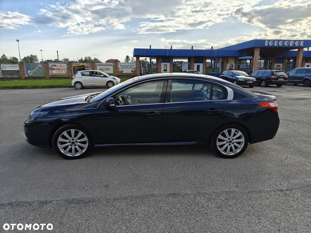 Renault Latitude - 11