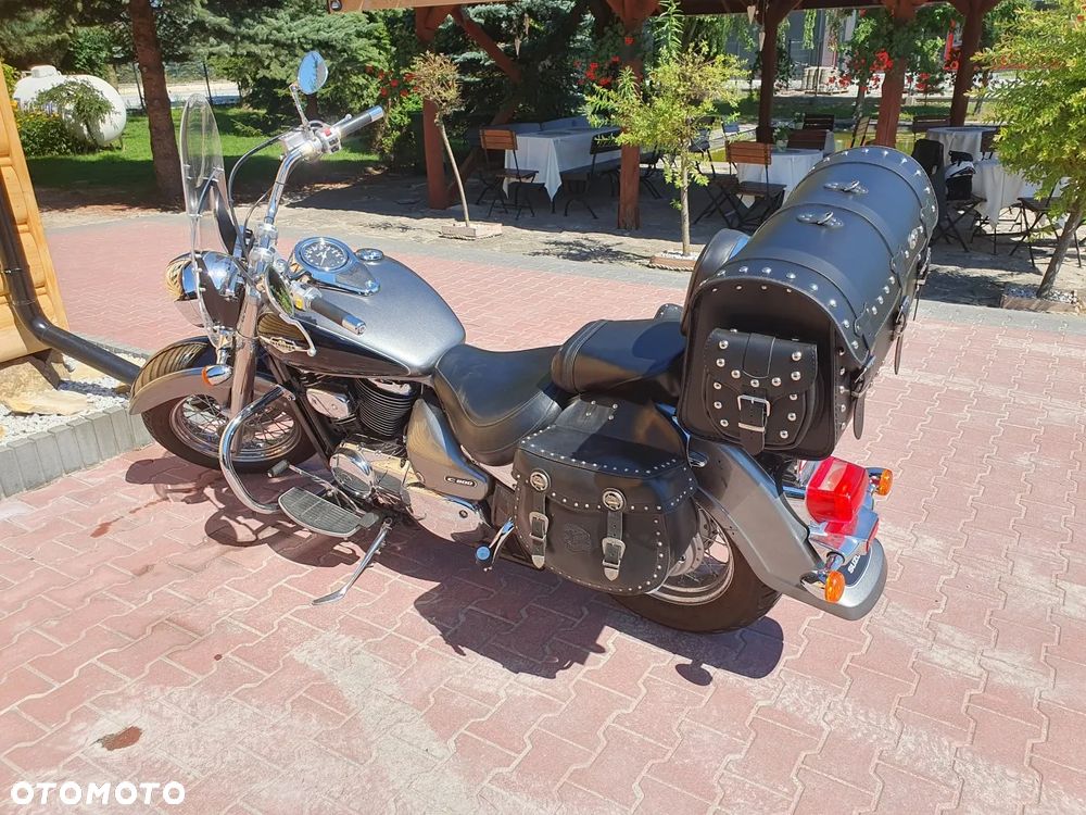 Suzuki VL 800 Volusia - 5
