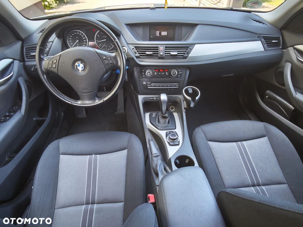 BMW X1 sDrive18i - 17