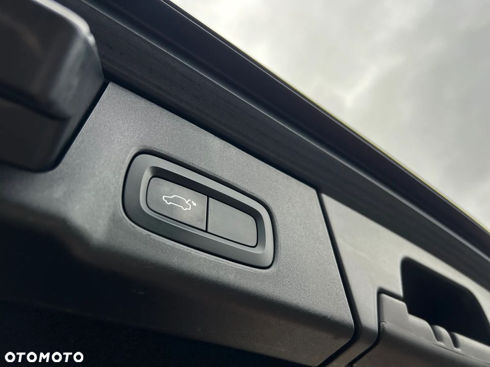 Volvo V90 Cross Country D5 AWD Pro - 14