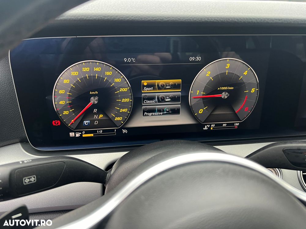 Mercedes-Benz E - 10