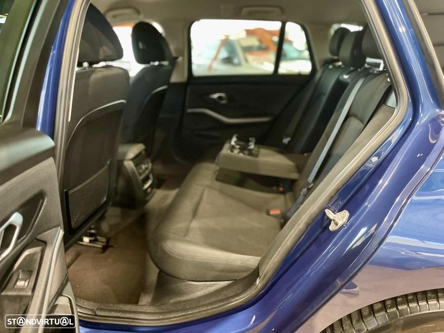 BMW 330 e Corporate Edition Auto - 28