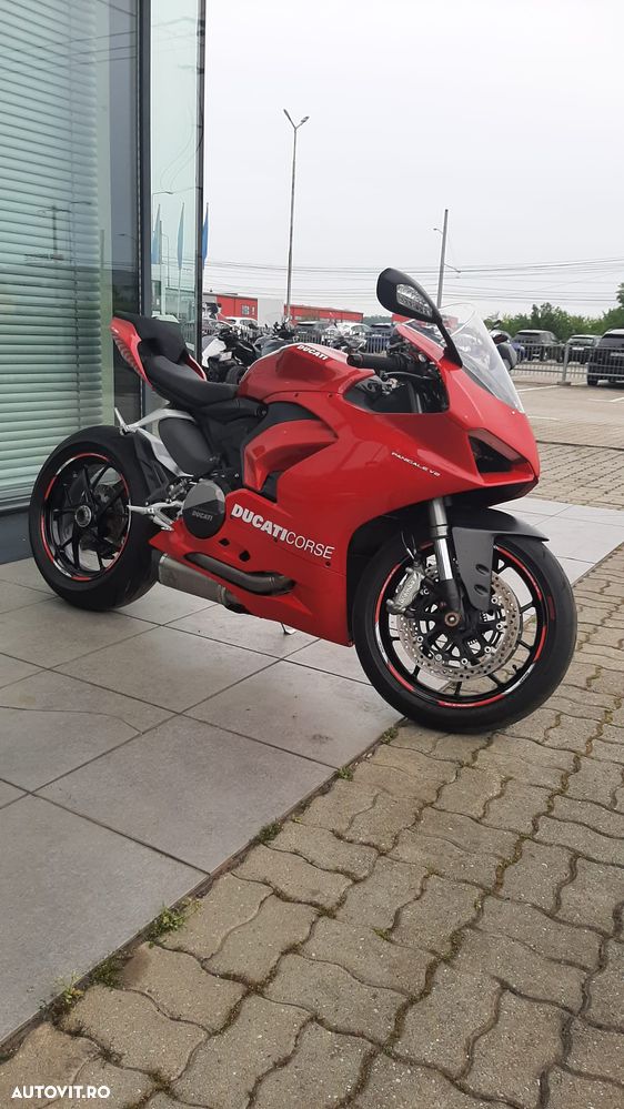 Ducati Panigale V2 - 2