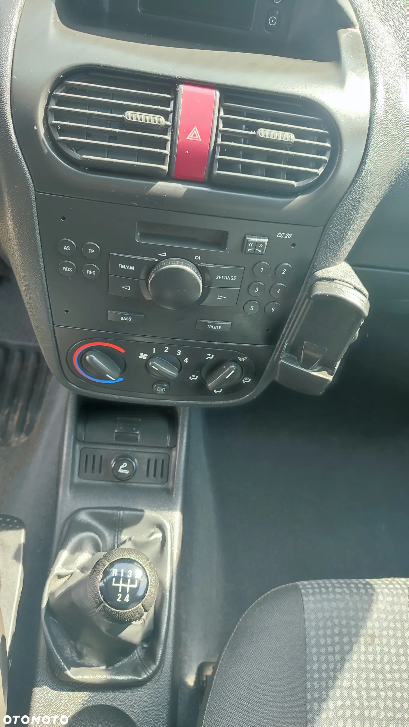 Opel Combo - 14