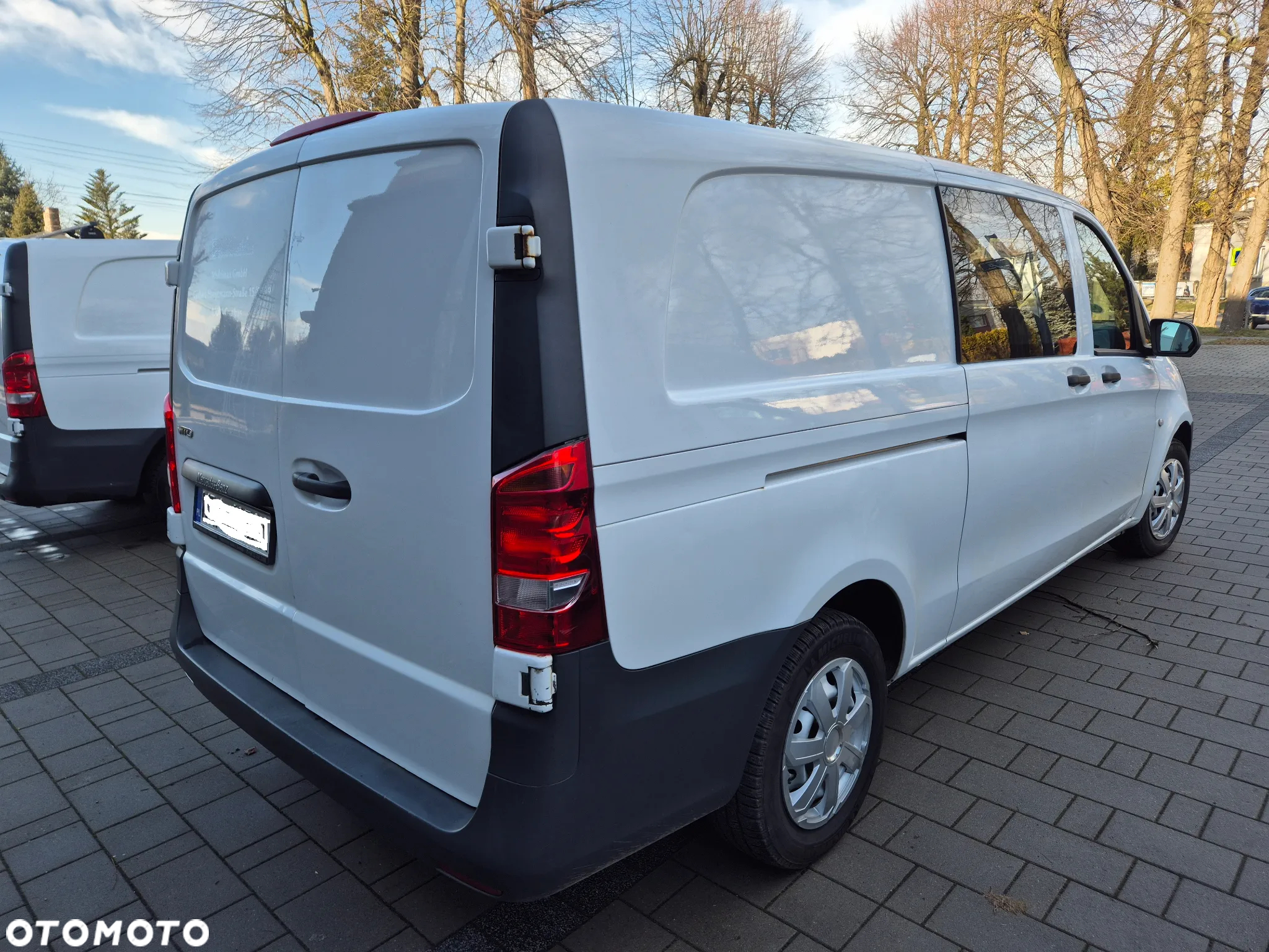 Mercedes-Benz VITO - 11
