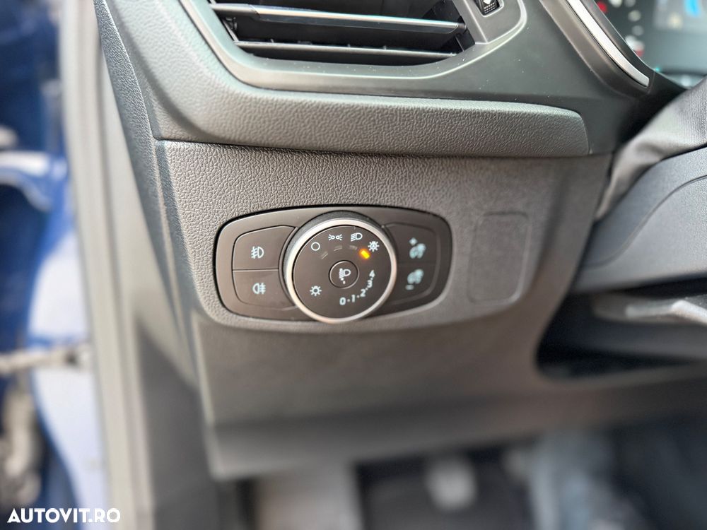 Ford Focus - 21