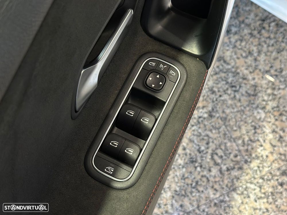 Mercedes-Benz A 180 d AMG Line - 12