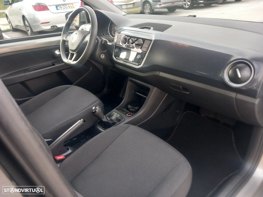 VW Up! 1.0 Move R-Line - 15