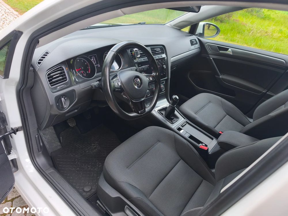 Volkswagen Golf 1.0 TSI (BlueMotion Technology) Comfortline - 16